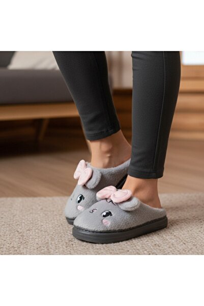 OEM Fluffy and fun slippers for women, for indoors or short outings, L679