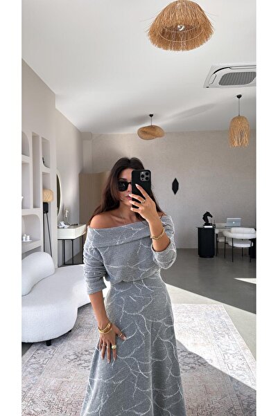 Buket Teke Gray Self-Patterned Knit Fabric Skirt Madonna Blouse Set