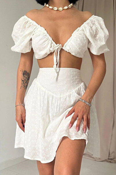 GENCULUS Ecru Brode Crop and Ini Skirt Set