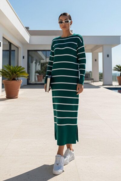 Mossta Γυναικείο μακρύ φόρεμα με ριγέ πλεκτά – Φυσικό στυλ, Άνετη εφαρμογή, Λεπτομέρεια με σκίσιμο – Πράσινο