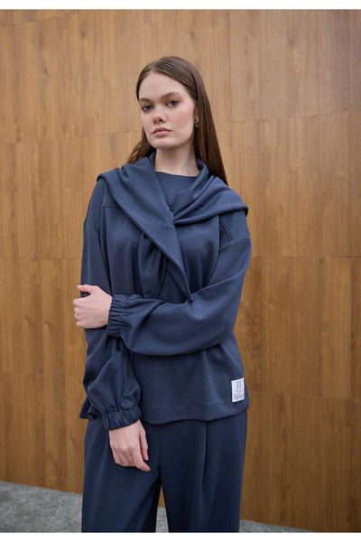 Birgül Bektaş Navy Blue Shawl Detailed Sweatshirt