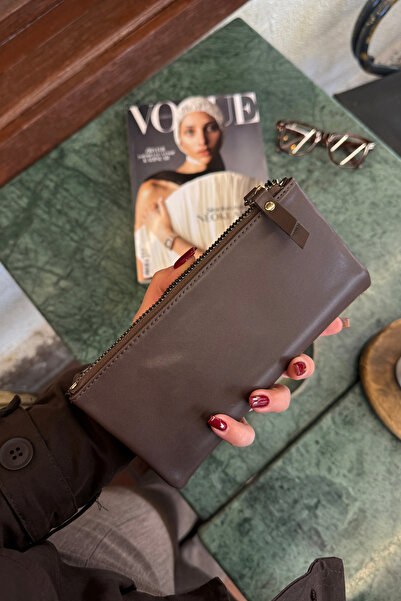 La La'Graccio Paris La'Graccio Paris Women's Bika Soft Leather Useful Large Size Wallet Brown