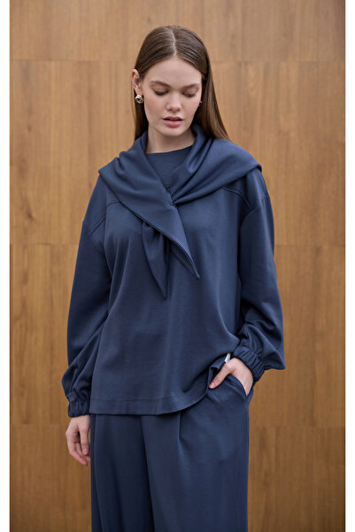 Birgül Bektaş Navy Blue Shawl Detailed Sweatshirt
