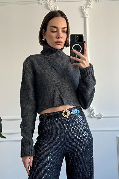 MAGARDE Turtleneck Braided Sweater - Anthracite