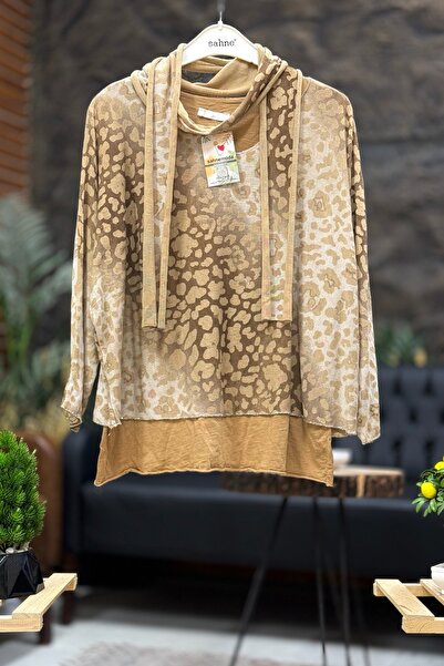 sahnemoda بلوزة مستوردة مزدوجة مع شال بتفاصيل لامعة ونقشة الفهد