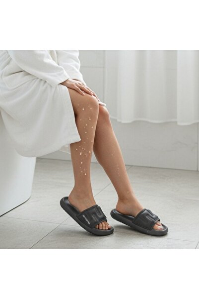 OEM Casual slippers for women, indoor or outdoor slippers, suitable for all seasons, H672