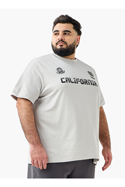 FAV تي شيرت رجالي مطبوع بأكمام قصيرة ورقبة دائرية وقصة عادية