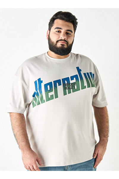 FAV Plus Size Typographic Print Crew Neck T-shirt with Short Sleeves