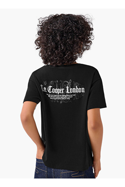 Lee Cooper تي شيرت قطني بقصّة عادية مع طباعة