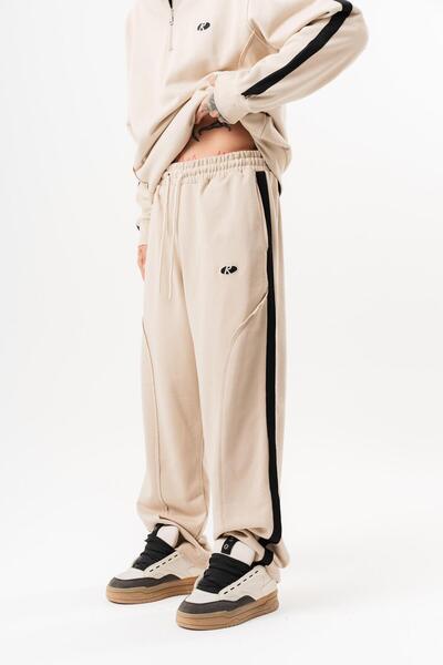 Respire Men's Diagonel Baggy Sweatpants with Dirty Stitch Detail Beige