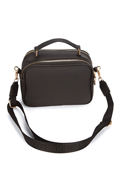 Newish Polo Women's Black Cross Shoulder Bag