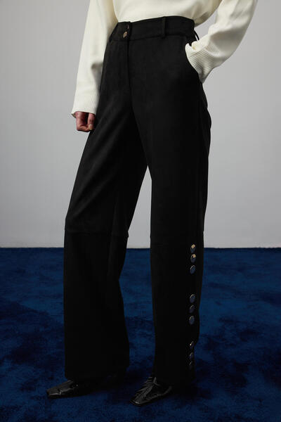 Touché Privé Gold Buttoned Suede Pants