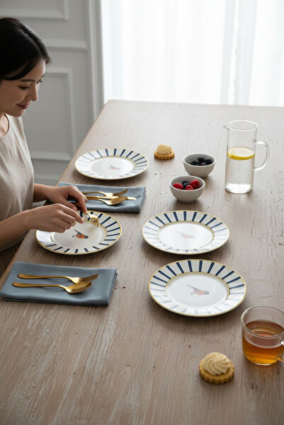 Kezze Kuş Figürlü Modern Çizgili Pasta-Tatlı Servis Tabağı (1 Adet)