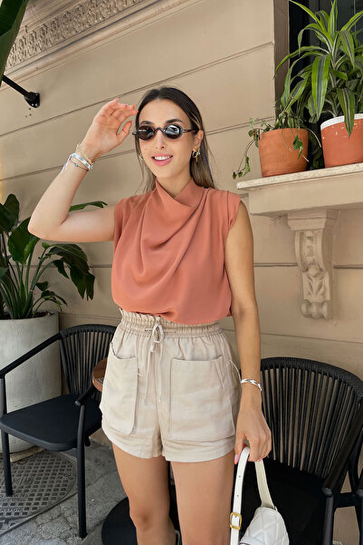 MAGARDE Μπλούζα με βάτσες στους ώμους - ΠΛΑΚΑΚΙ