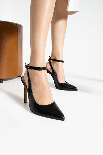 golden heel حذاء بكعب ستيليتو أسود بحزام الكاحل مقاس 10.5 سم 2191