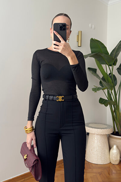 MAGARDE Infinite Fabric Crew Neck Blouse - Black