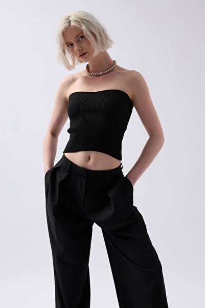 GENCULUS    Strapless Textured Crop