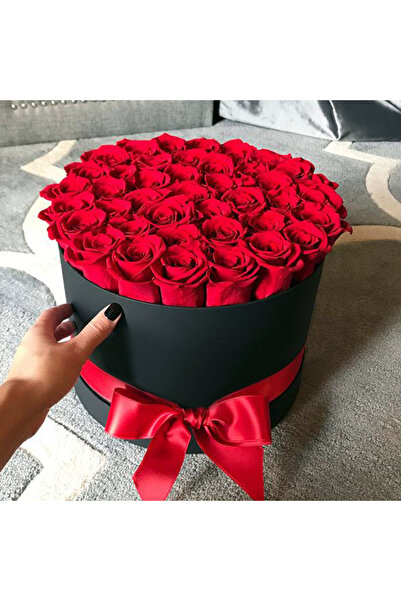 Gardinea Domain Aranjament floral Gardinea Domain® 25 trandafiri rosii, in cutie neagra cadou
