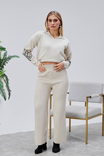 Jinx Wear Fashion Women's 2-Piece Acrylic Knitwear Set with Collar and Sleeve Lace Detail and Pearl Detail