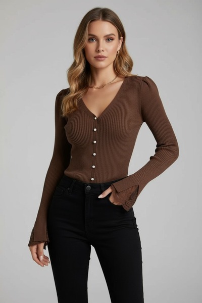 gigigiyim Lace Detail Pearl Button Knitwear Blouse