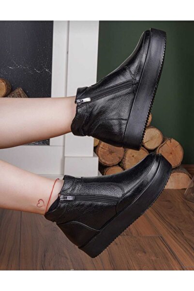 AYAKKABİSEPETİ Black Inside Genuine Leather Outside Dense Thai Feather Cold Resistant Women's Boots New Season