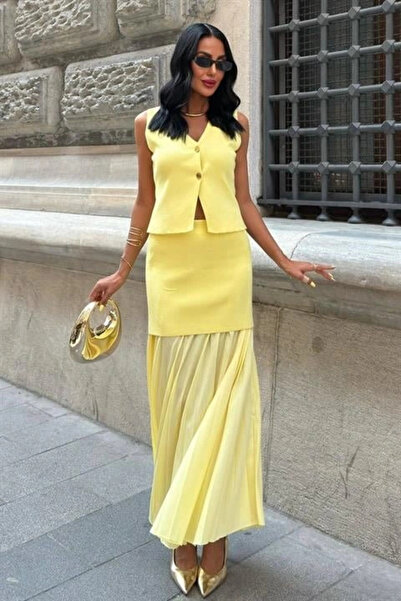 GENCULUS Knitwear Set with Vest and Pleated Skirt 10001