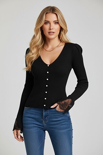 gigigiyim Lace Detail Pearl Button Knitwear Blouse