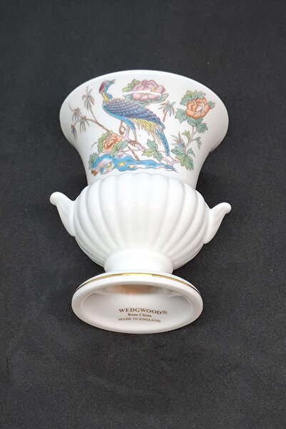 Wedgewood Bone China Kutani Crane Urn Type Antique Porcelain Vase, Flawless 8.5 cm