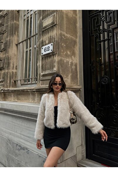 Queensland Non-Shedding Fashion Women's Fur Crop Coat – Short and Stylish Standing Jacket