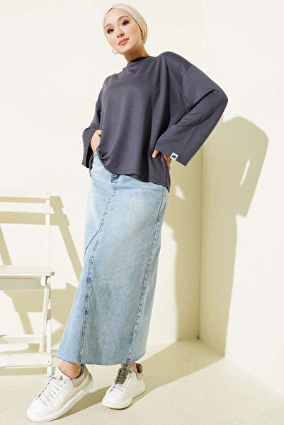 Smy moda Basic Blouse with Wrist Embroidery and Crew Neck