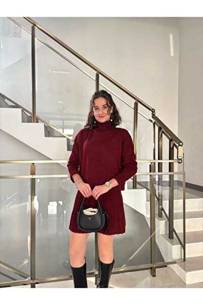 Sude Kızanlıklı High-Necked Sweater with Skirt Knitwear Set