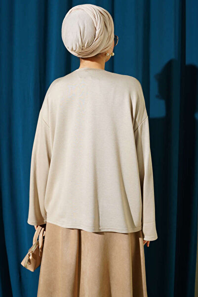 Smy moda Basic Blouse with Wrist Embroidery and Crew Neck