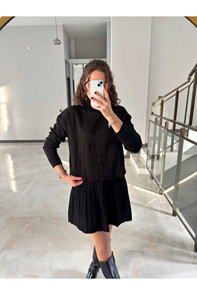 Sude Kızanlıklı High-Necked Sweater with Skirt Knitwear Set