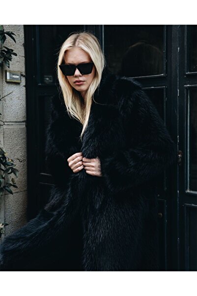 Queensland Women's Fashion Oversize Luxury Textured Anti-Pilling Fur Style Long Coat and Plush Coat