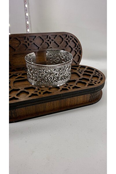 Midyat Artuklu Gümüşçülük Geleneksel Motifl İşlemeli Gümüş Kelepçe Bilezik