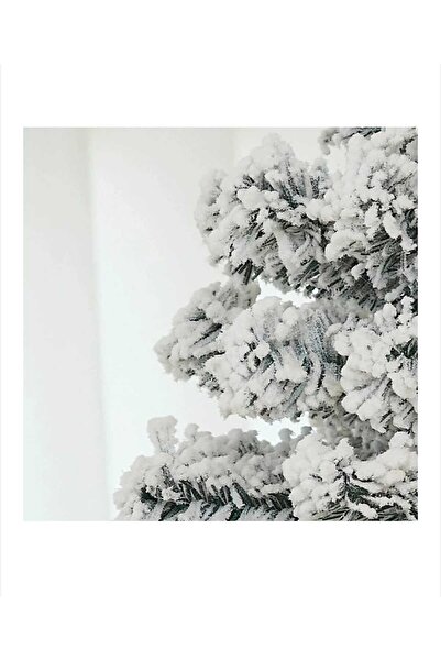 First Choice Brad Artificial Premium 120cm – Eleganță de Iarnă cu Efect de Zăpadă, pe Suport plastic Rezistent