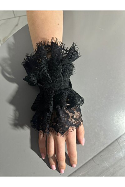nata LACE CUFFS