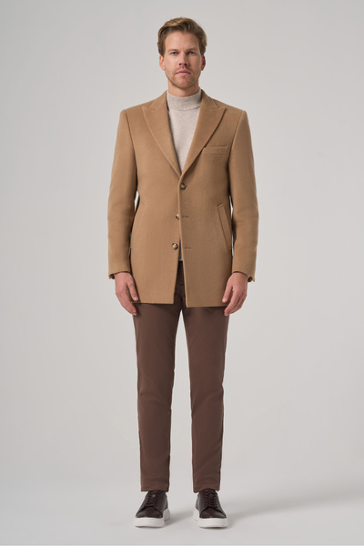 Morven Men's Beige Wool Straight Dynamic Fit Pointed Collar Coat