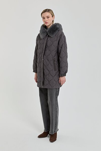 Nihan İnce Kapitone Kürk Kapşonlu Kap Antrasit