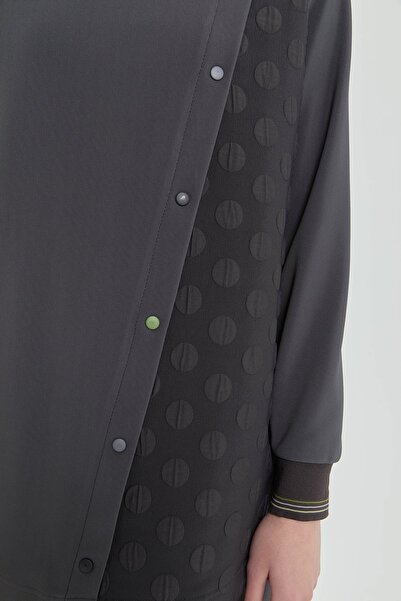 Nihan Ribana Detaylı Örme Tunik Füme