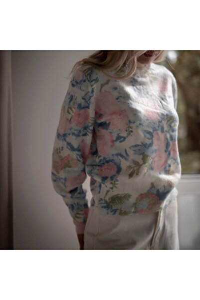 Lavanta Tekstil Crew Neck Floral Patterned Sweater