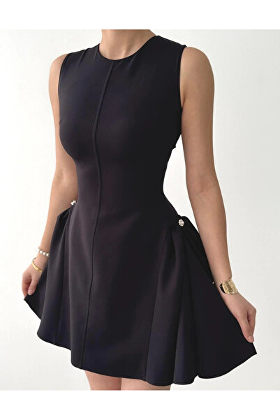 GENCULUS Ore Pearl Detailed Dress