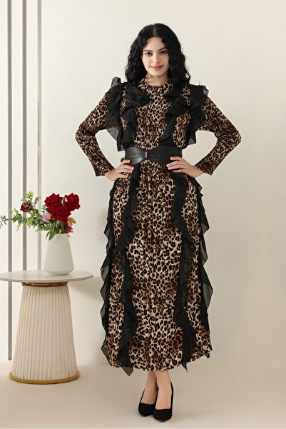 berlanty Tamri dress adorned with a sheet and an elegant belt