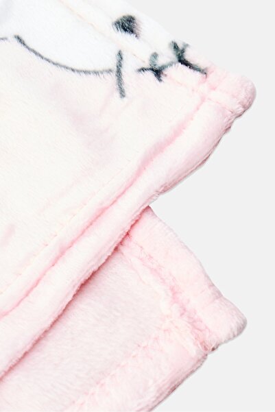 SANRIO Hello Kitty Flannel Blanket, Pink