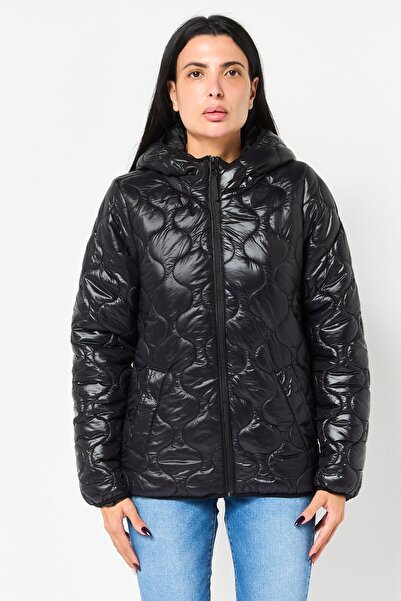 Cropp Women Long Sleeve Plain Puffer Jacket, Black