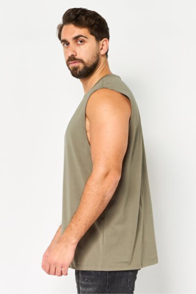 Core Elements Men Crew Neck Sleeveless Solid Tank Top, Olive Wash