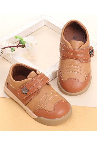 Cute Walk by Babyhug Casual Shoes with Velcro Closure - Tan