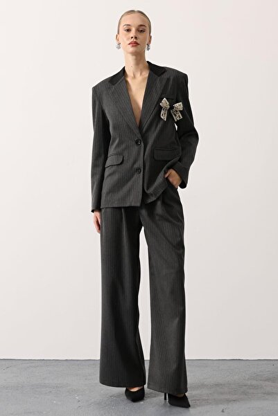 VAGGON Women's Anthracite Striped Jacket with Bow Detail and Palazzo Pants Sets Vs01625