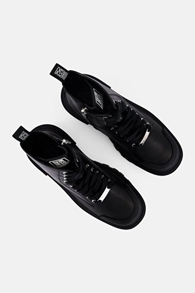 Steve Madden Women Amplifier Leather Ankle Boots, Black