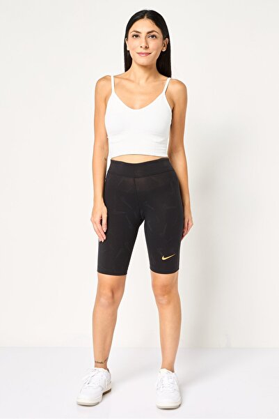 Nike Women Tight Fit Outdoor Shorts, Black